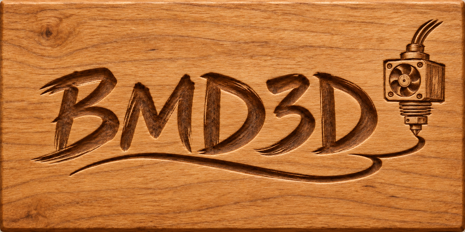 Logo BMD3D entalhado em madeira, com extrusora e filamento desenhando um traço abaixo do nome